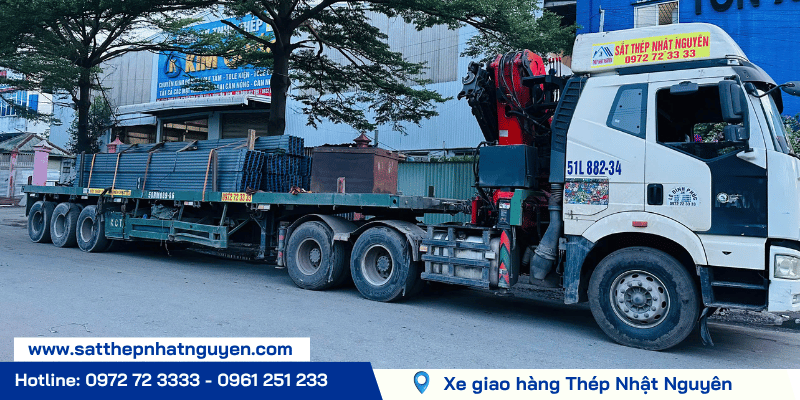 Xe giao hàng Sắt Thép Nhật Nguyên